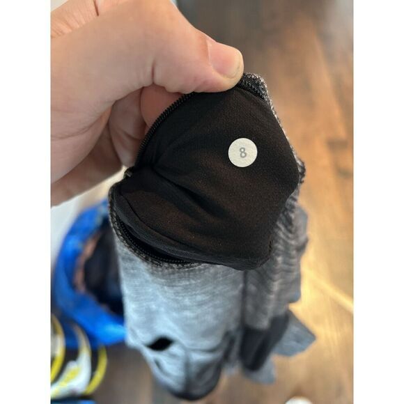 Lululemon Base Runner 1/2 Zip Black Gray Women’s Size 8 - Picture 8 of 10